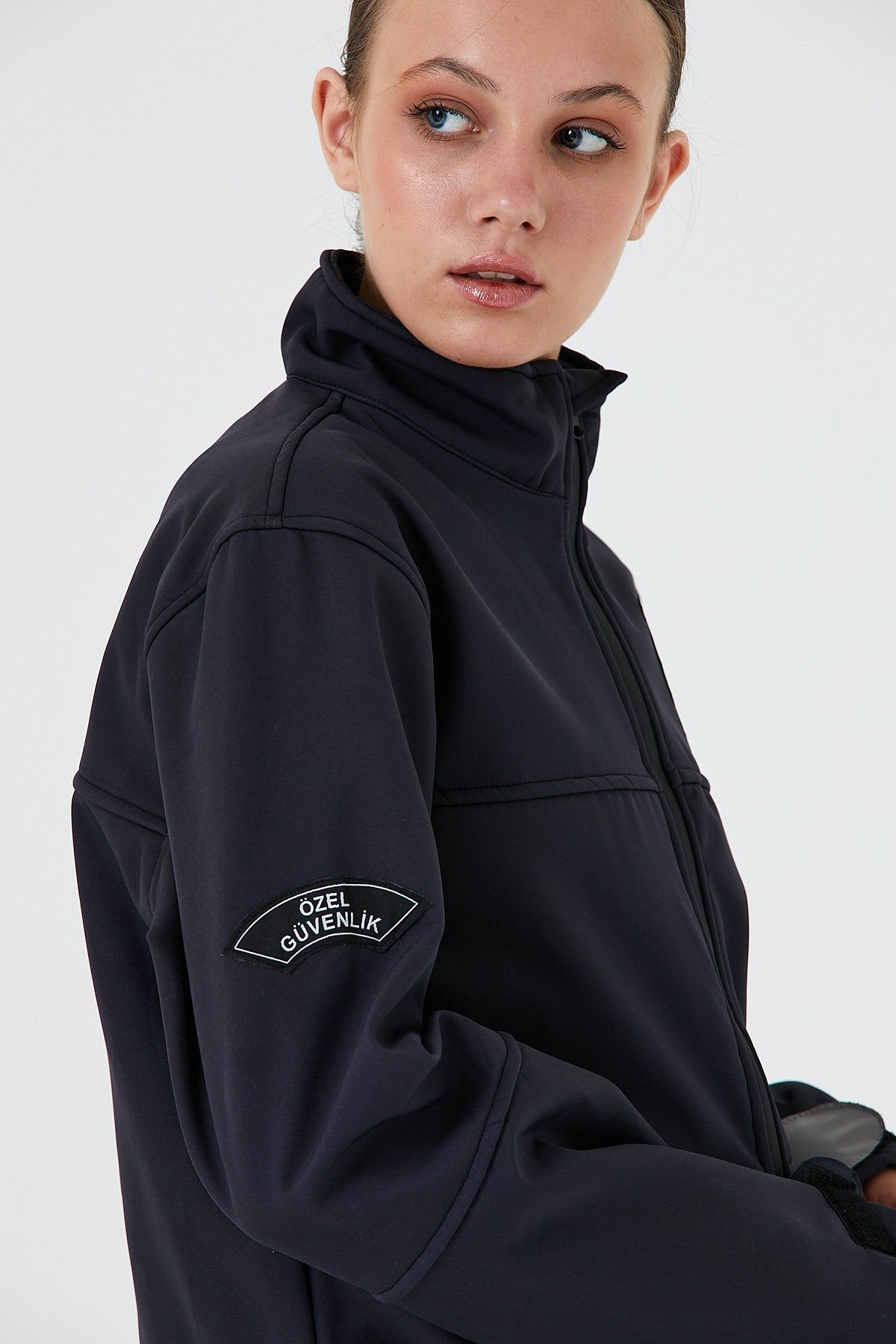 Kadın Özel Güvenlik Kışlık Softshell Mont